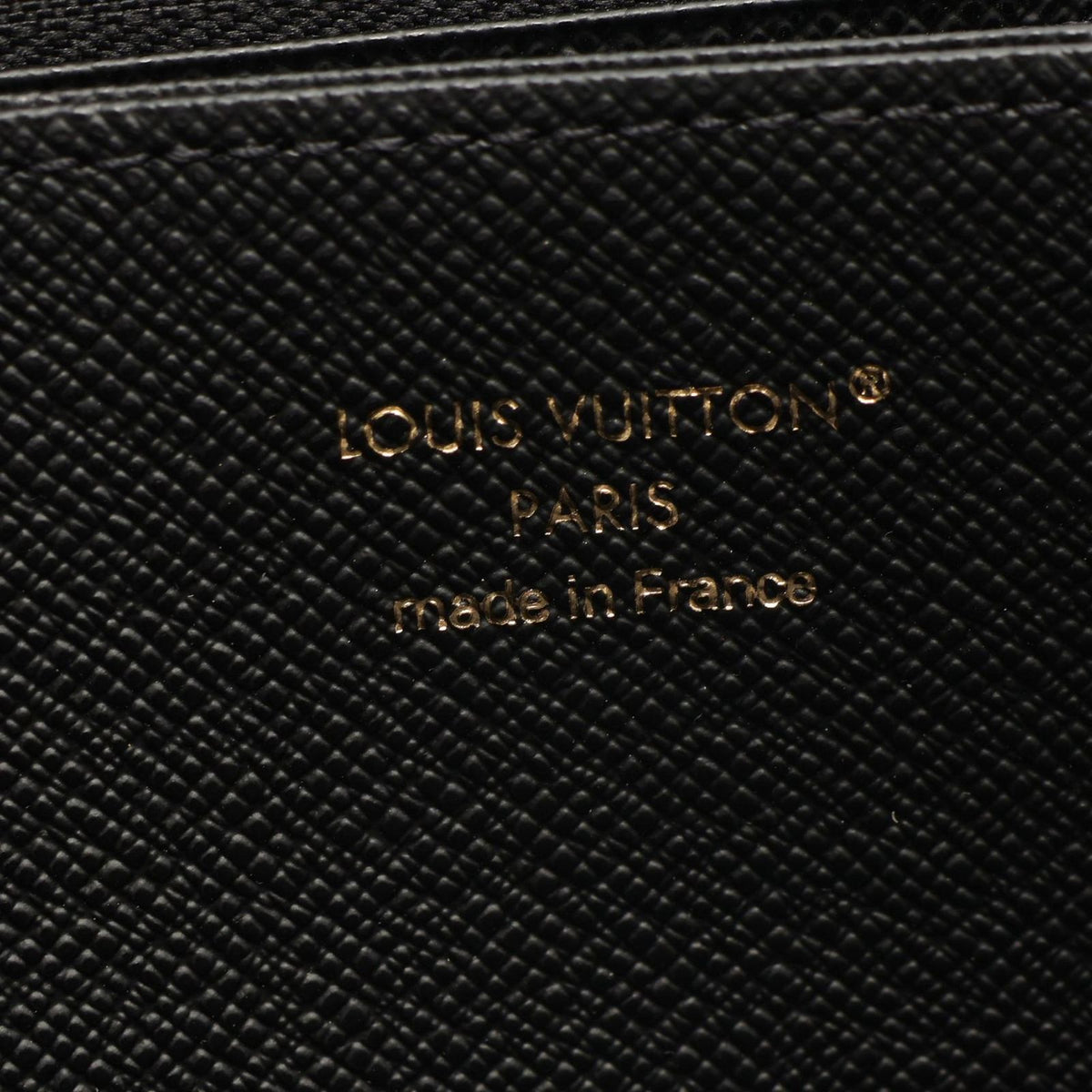 Louis Vuitton Round Wallet Zippy Epi Noir Leather — view 4