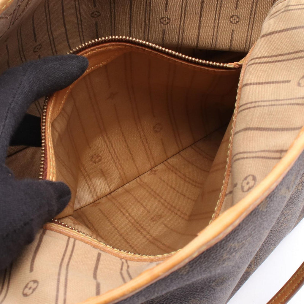 Louis Vuitton Tote Bag Neverfull MM Monogram Leather — view 6