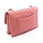 Chanel Shoulder Bag Trendy CC Pink Lambskin Chevron Flap Chain — view 2