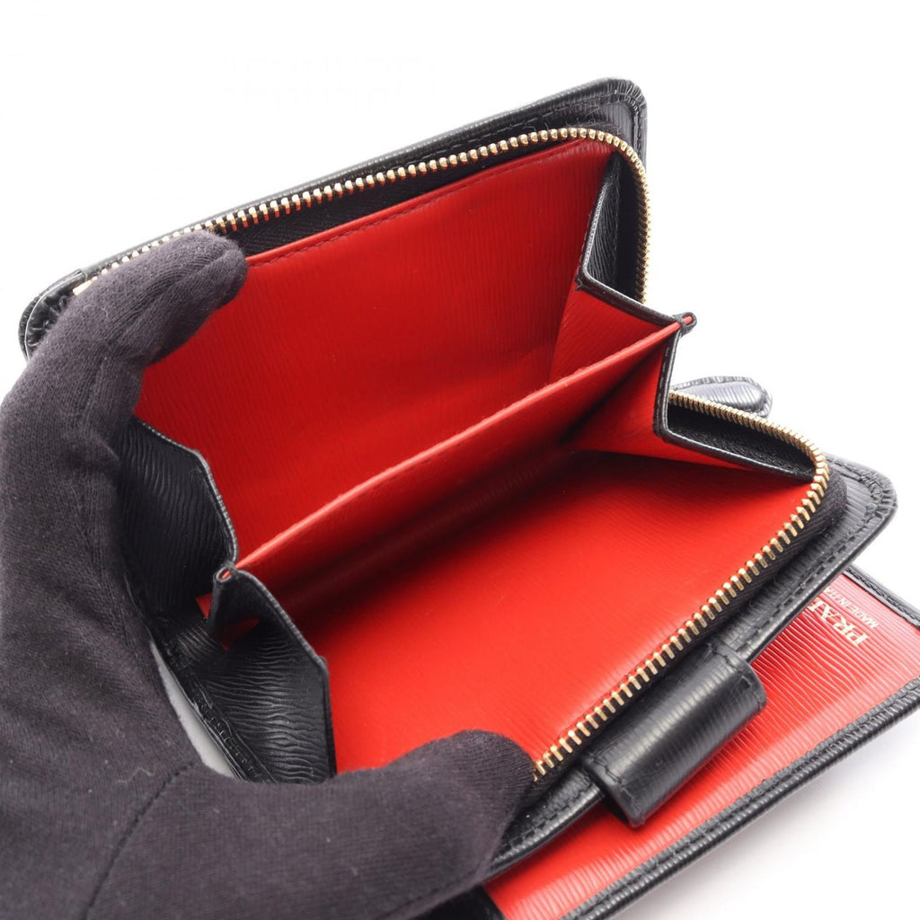 Prada Bifold Wallet Saffiano Triang Black Leather — view 4