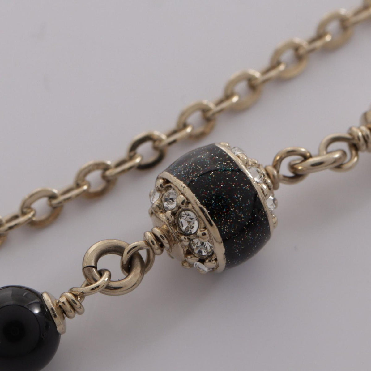 Chanel Necklace CC Logo — view 7