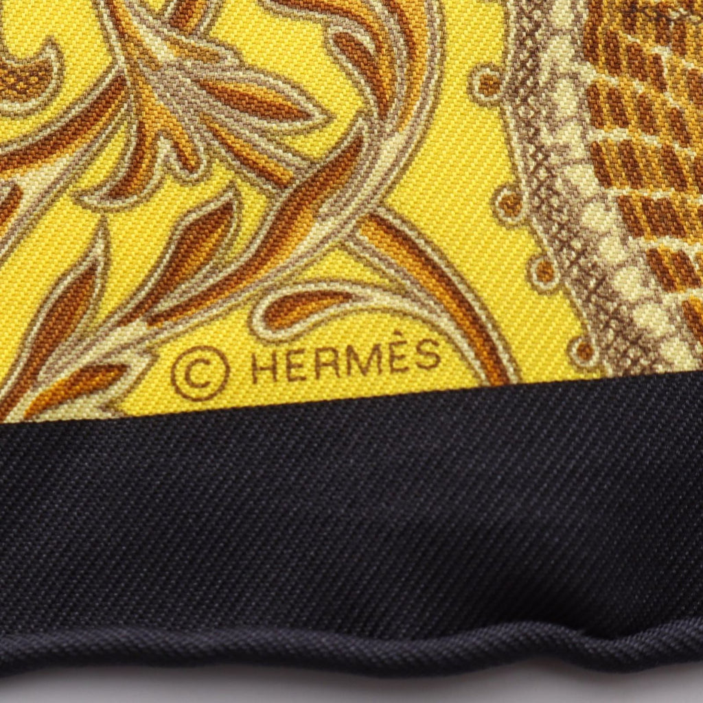 Hermes Scarf Petit Carre 45 Poste Et Cavalerie Silk — view 2