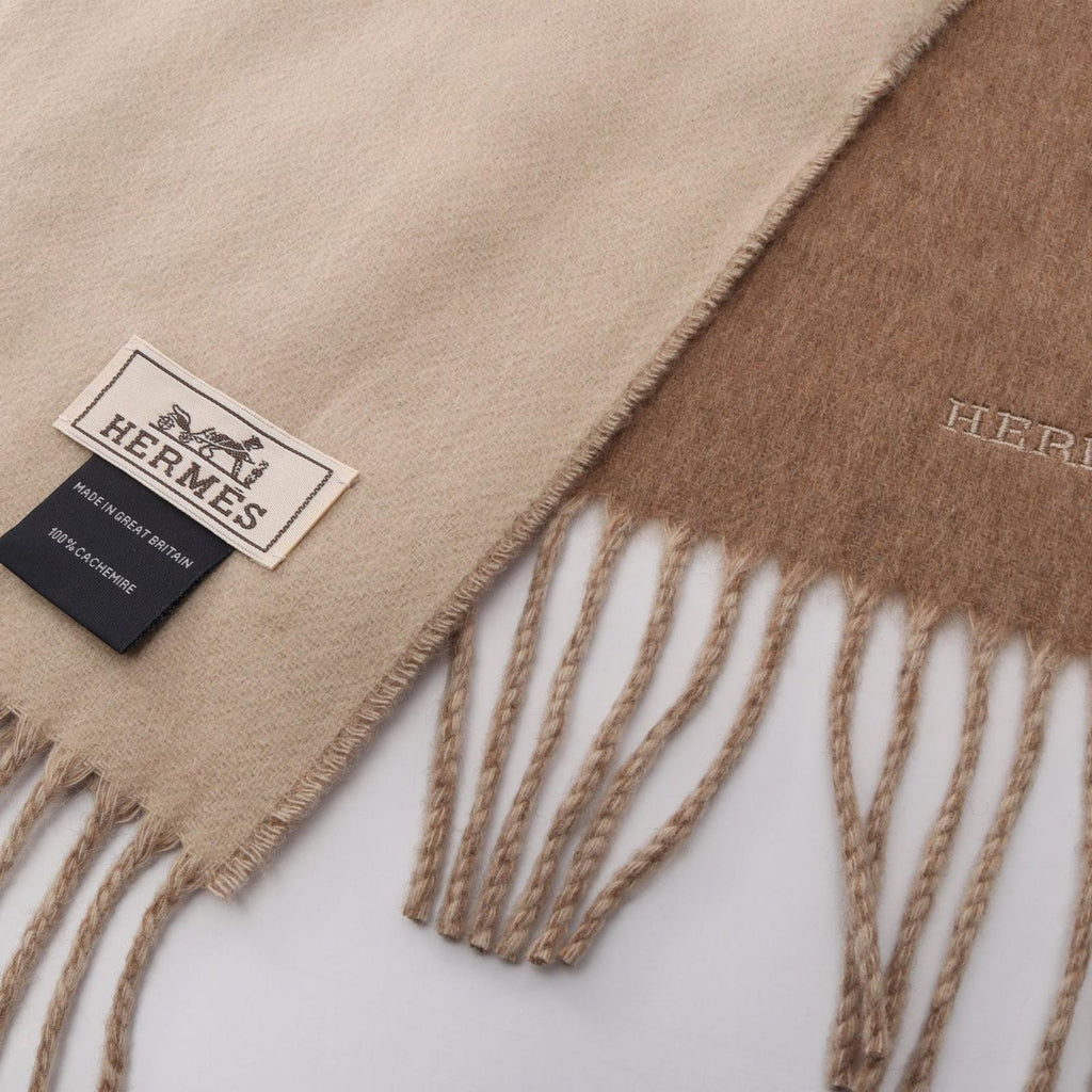 Hermes Scarf Recto Verso Beige — view 4