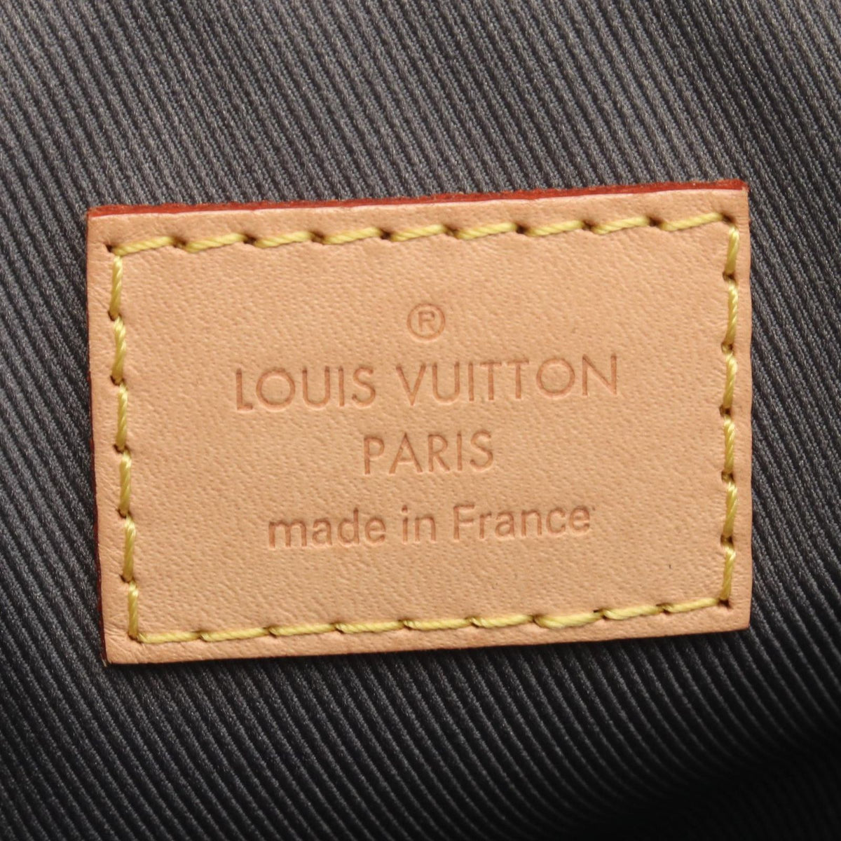 Louis Vuitton Shoulder Bag Trio Messenger Damier Salt Leather — view 4