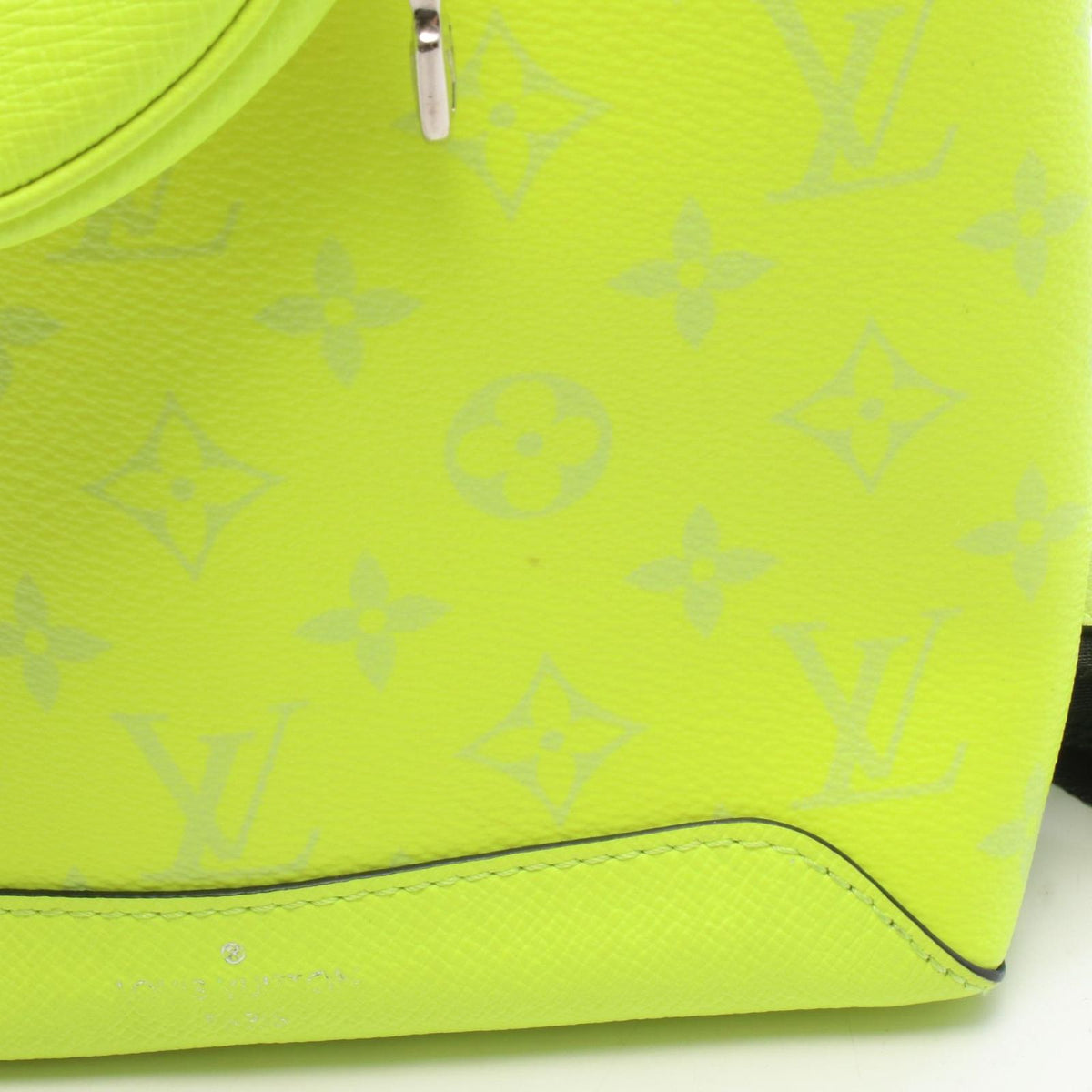 Louis Vuitton Waist Bag Duo Jaune Leather Duo — view 5