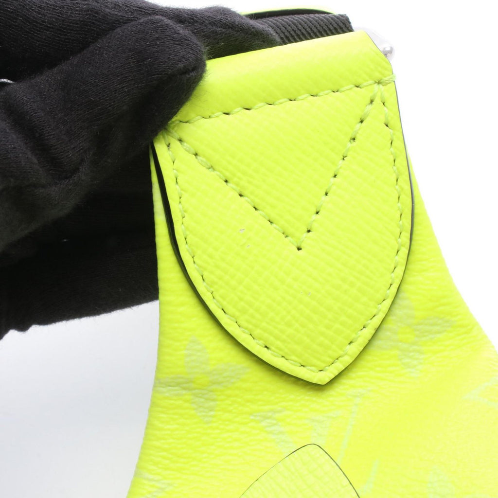 Louis Vuitton Waist Bag Duo Jaune Leather Duo — view 6