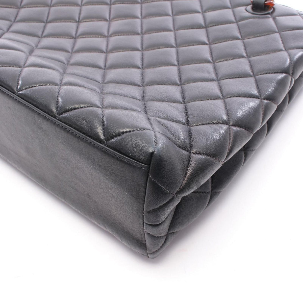 Chanel Tote Bag Quilted Plastic Black Tortoiseshell Lambskin Chain — view 6
