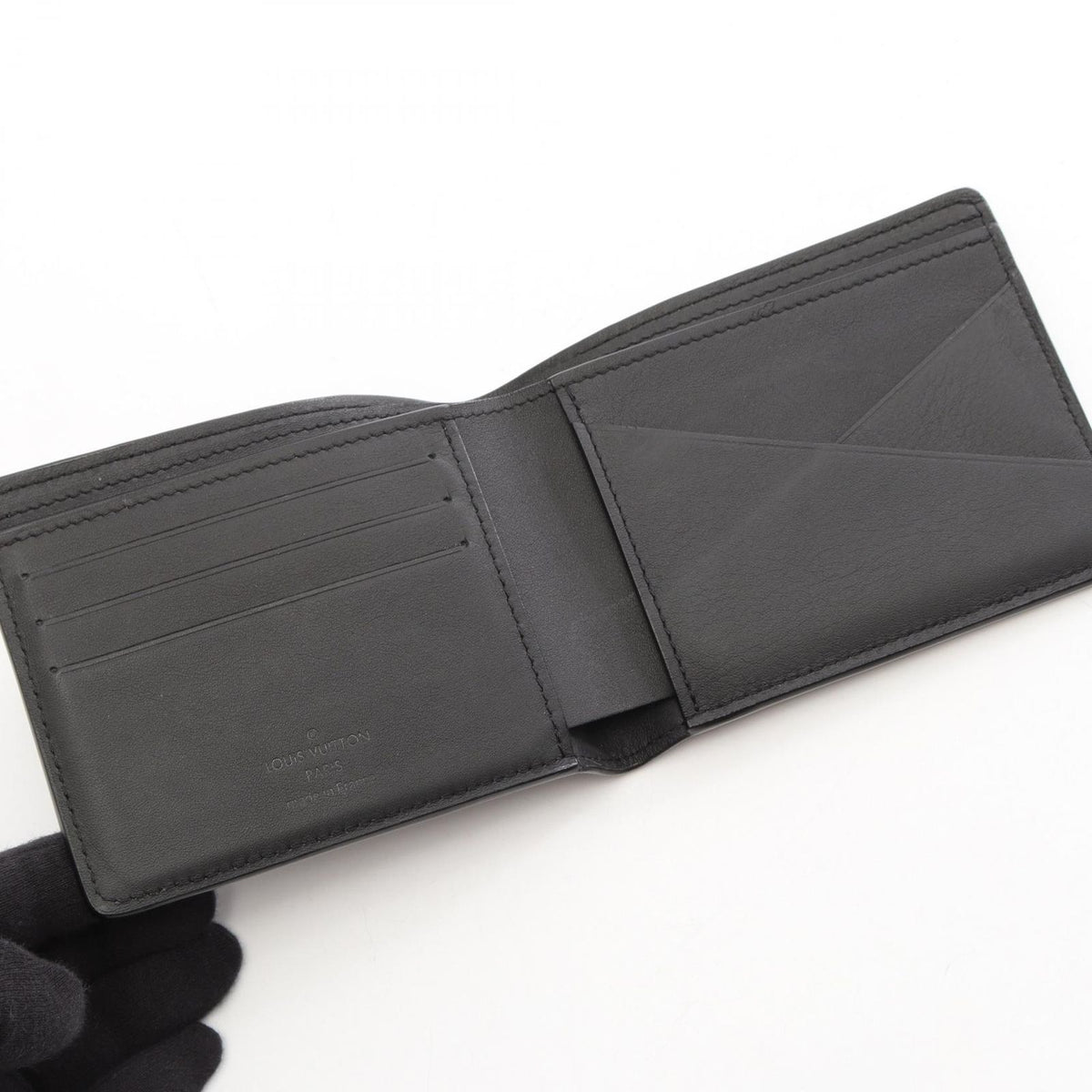 Louis Vuitton Bifold Wallet Portefeuille Multiple LV Aerogram Noir Leather — view 3