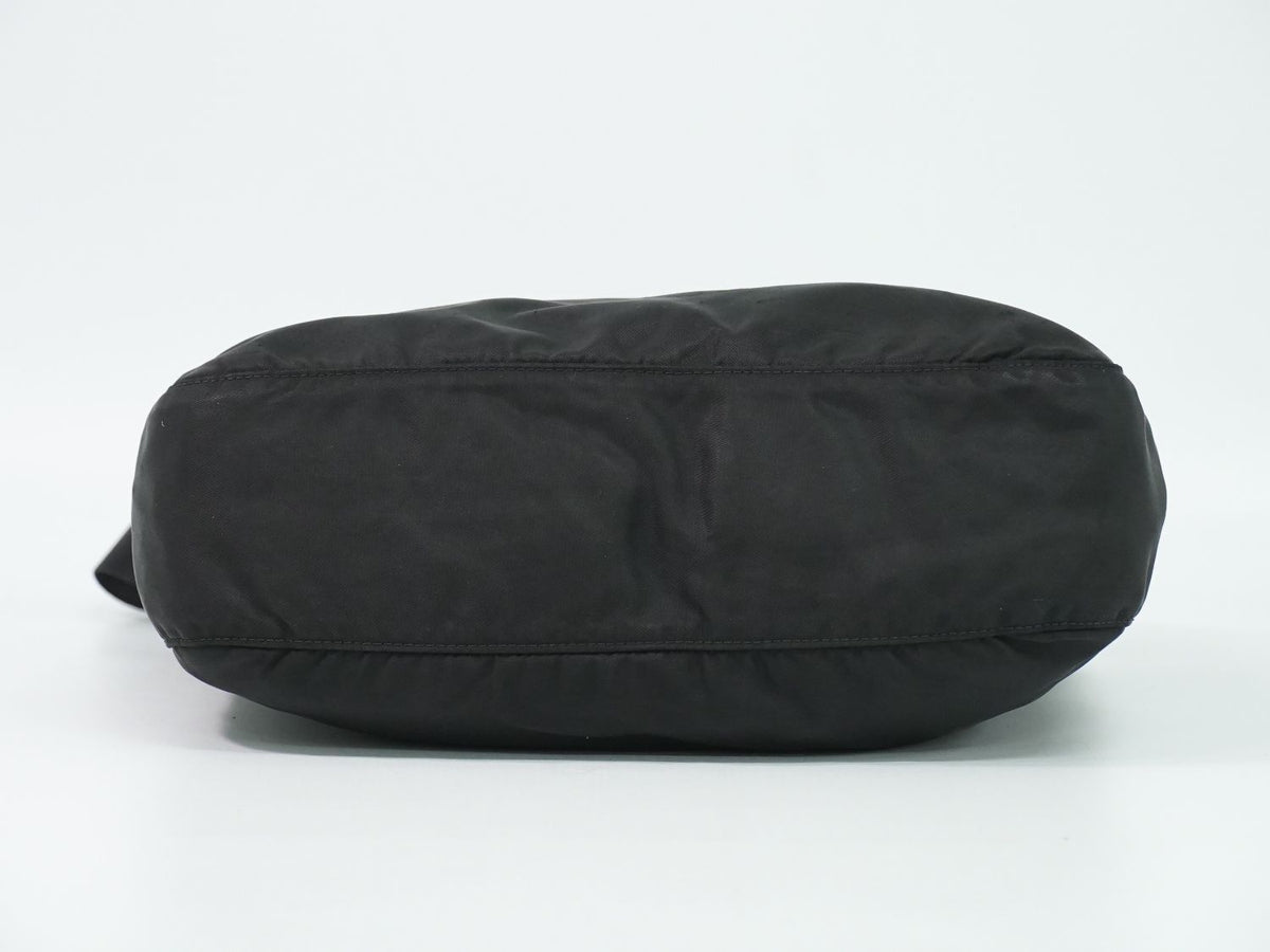 Prada Vela Shoulder Bag Pochette Nylon Black — view 3