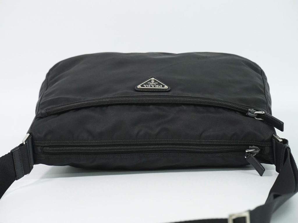 Prada Vela Shoulder Bag Pochette Nylon Black — view 5