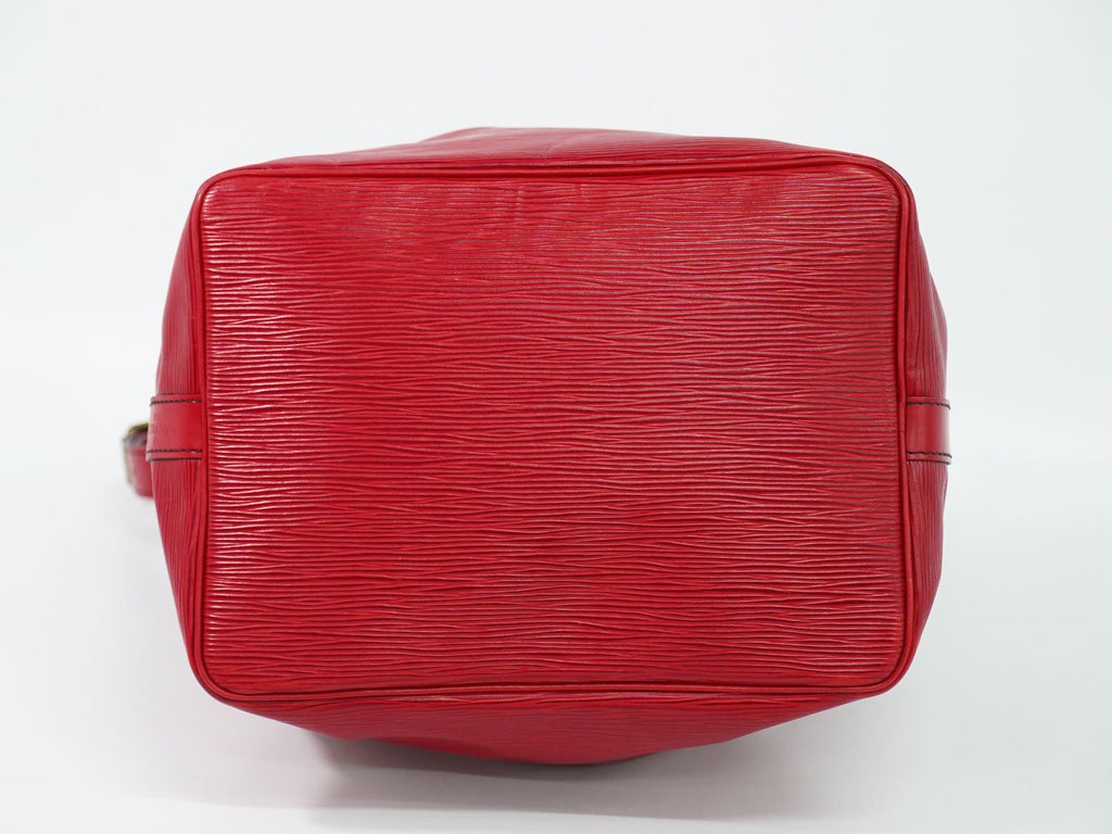 Louis Vuitton LV Petit Noe Epi Leather Shoulder Bag Red — view 3