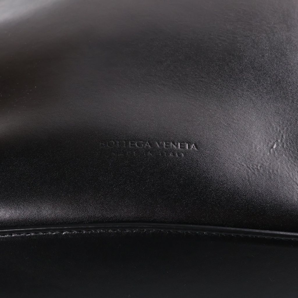 Bottega Veneta Medium Creek Tote Bag Black Leather — view 6