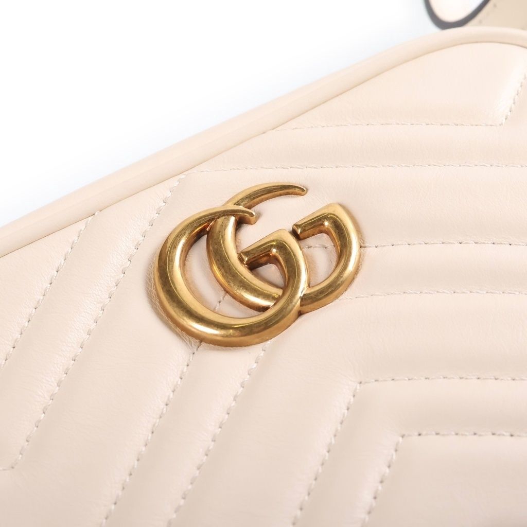 Gucci Shoulder Bag White Leather with GG Marmont Chain — view 6