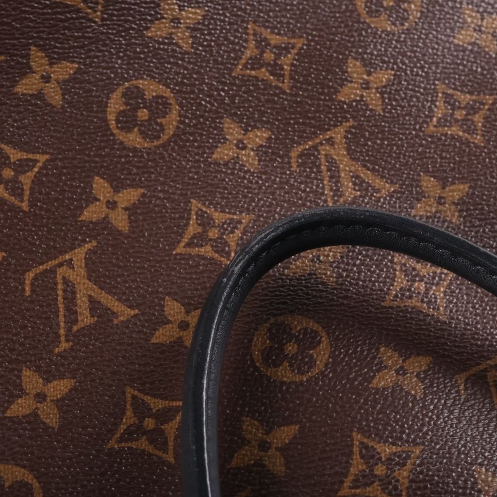 Louis Vuitton Monogram Mille Feuille Shoulder Bag — view 7