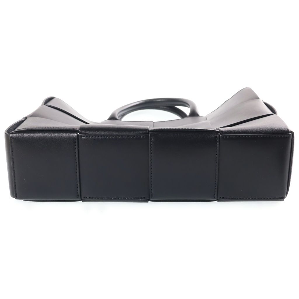 Bottega Veneta Arco Small Calfskin Leather Tote Bag Black — view 4