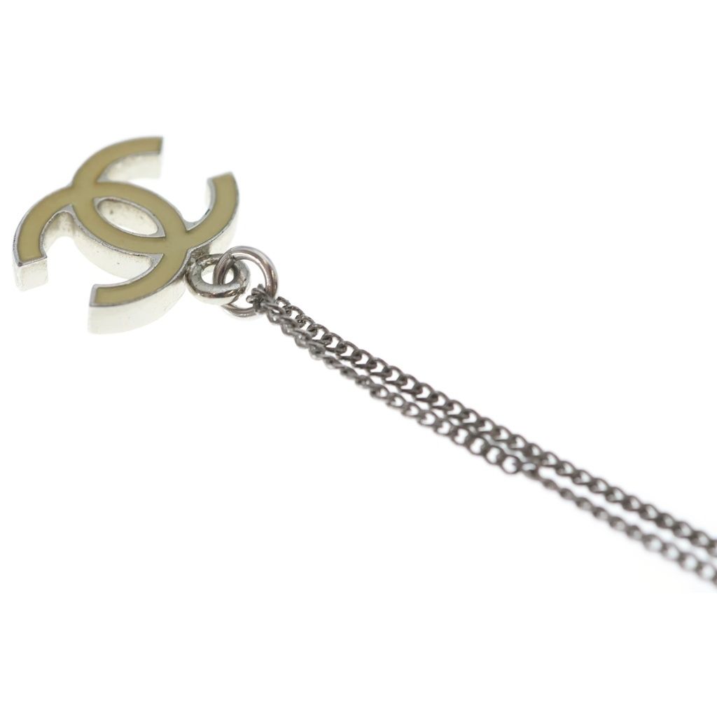 Chanel CC Logo Necklace White Silver — view 6