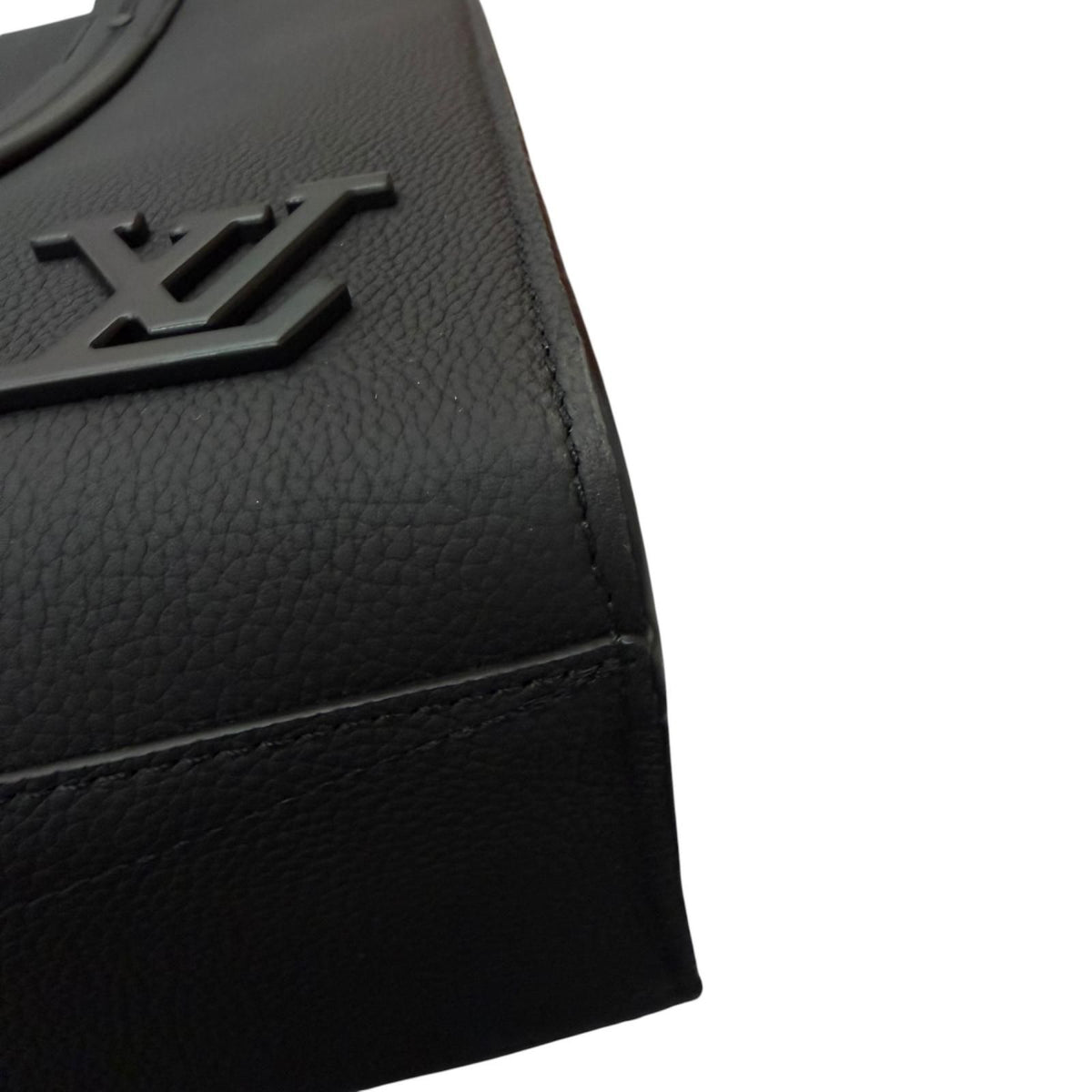 Louis Vuitton LV Aerogram Takeoff Leather Tote Bag Black — view 7
