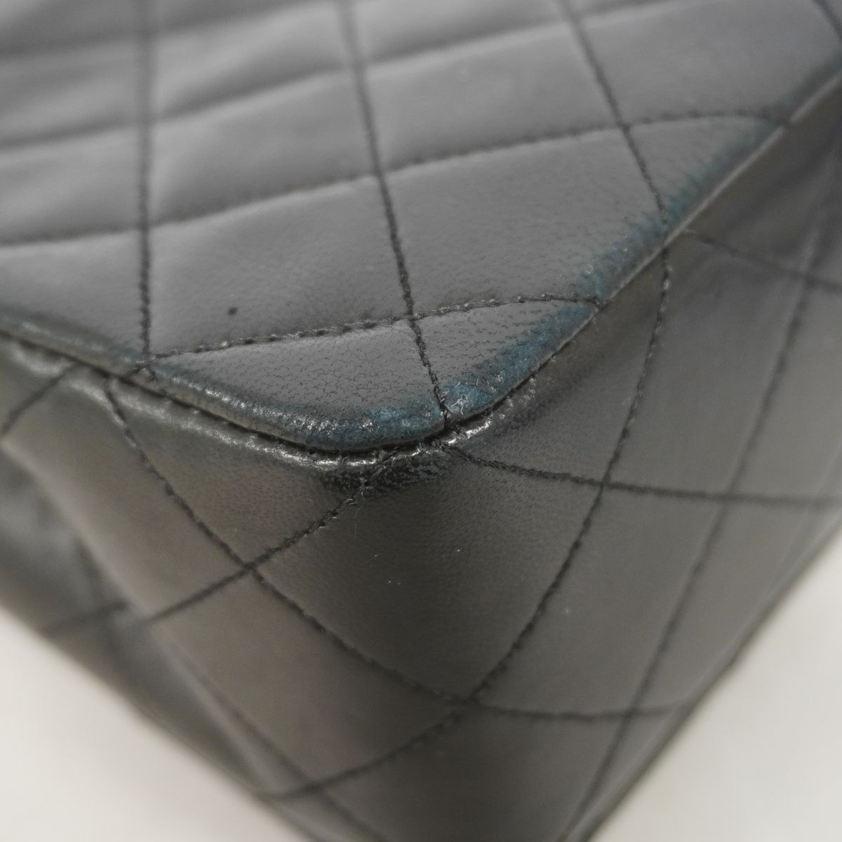 Chanel Shoulder Bag Quilted Lambskin Black Gold — view 6