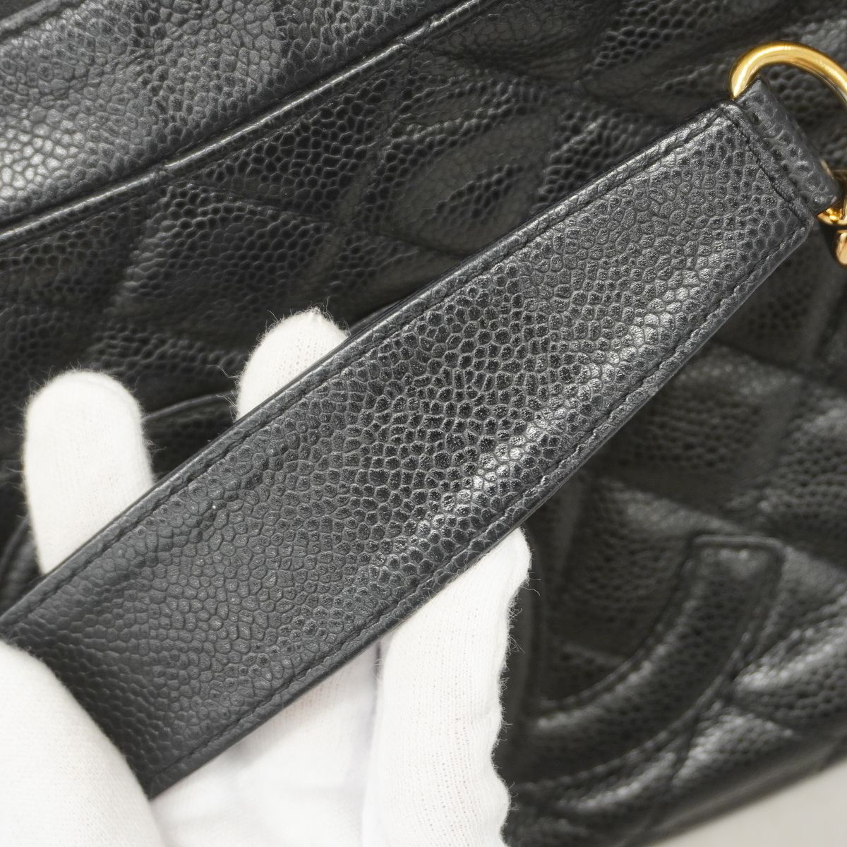 Chanel Shoulder Bag Quilted Caviar Leather Black Gold — view 8