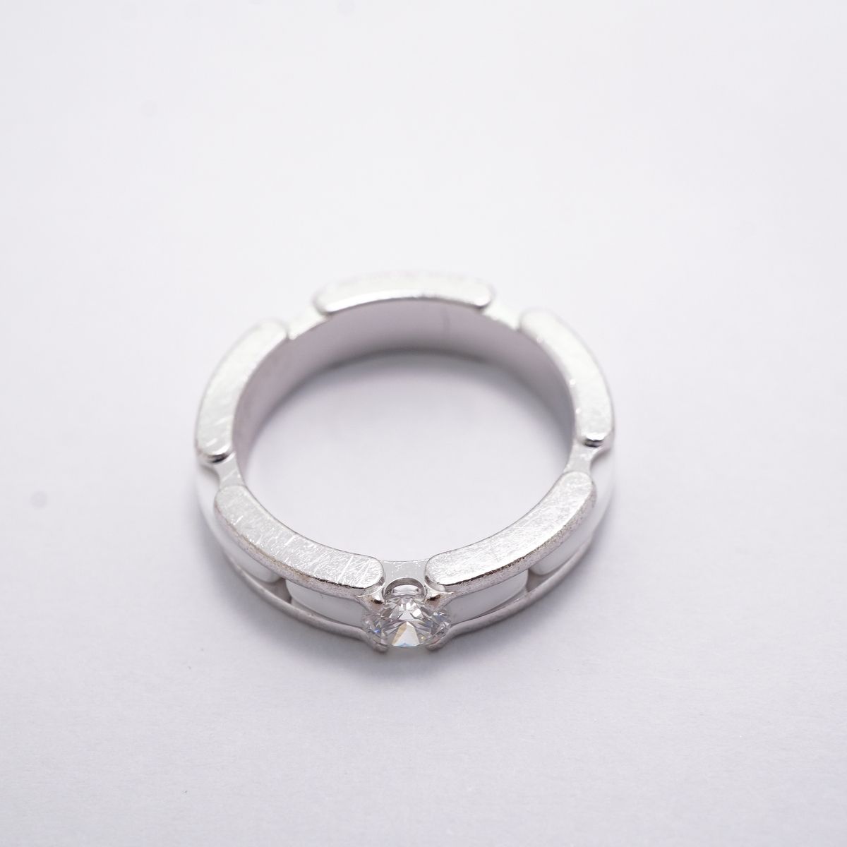 Chanel Ring Ultra Collection White Gold Ceramic Diamond — view 3