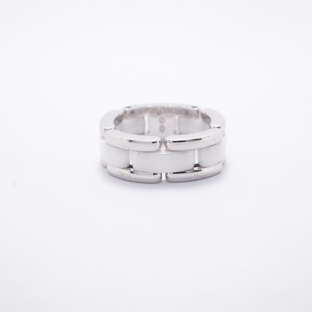 Chanel Ring Ultra Collection 18K White Gold Ceramic — view 2