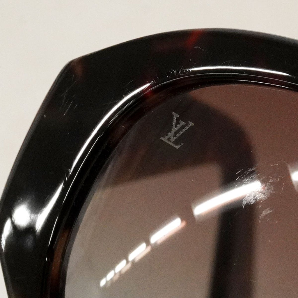 Louis Vuitton Sunglasses Oval Shape Brown Eyewear — view 6