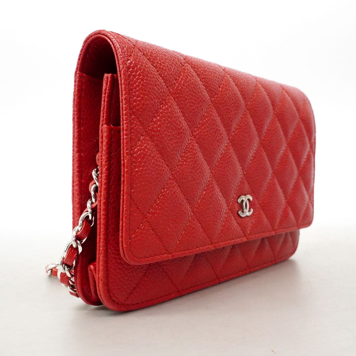 Chanel Wallet on Chain Quilted Caviar Leather Red Silver Shoulder Bag — view 2