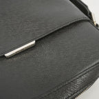 Louis Vuitton Shoulder Bag Taiga Anton Pochette Ardoise — view 8