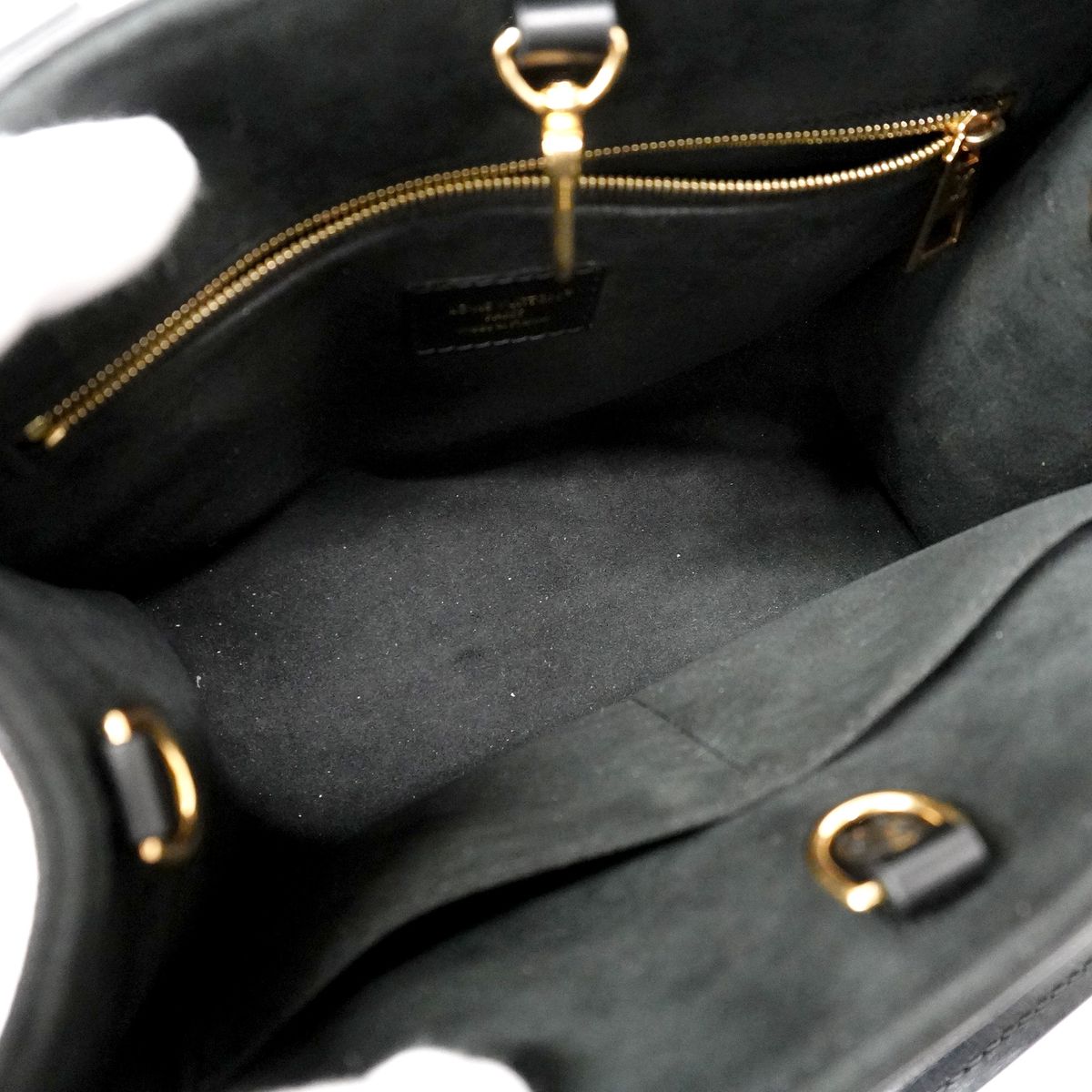 Louis Vuitton Handbag Monogram Empreinte On The Go PM Noir — view 4