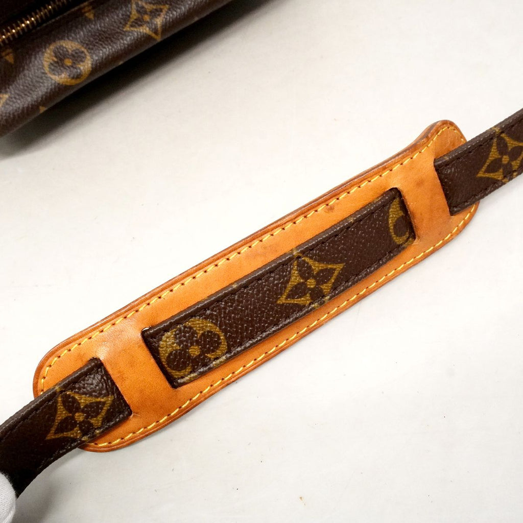 Louis Vuitton Shoulder Bag Monogram Danube MM Brown — view 8