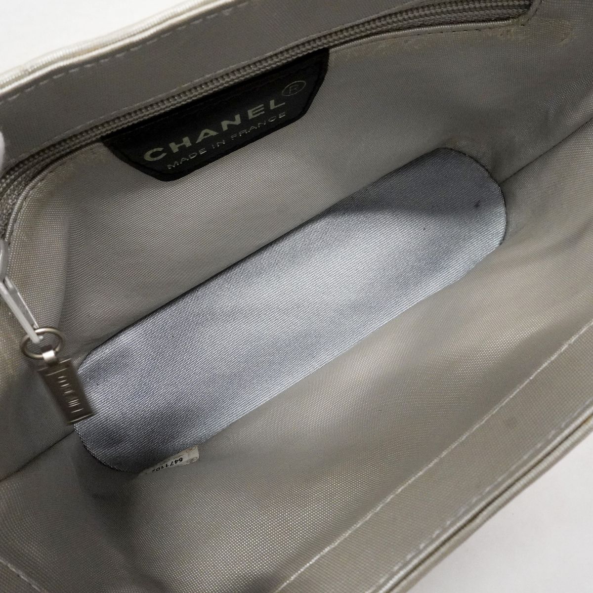 Chanel Handbag Nylon Gray Silver — view 4