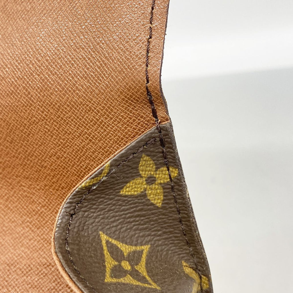 Louis Vuitton Shoulder Bag Monogram Saint-cloud GM Brown — view 8
