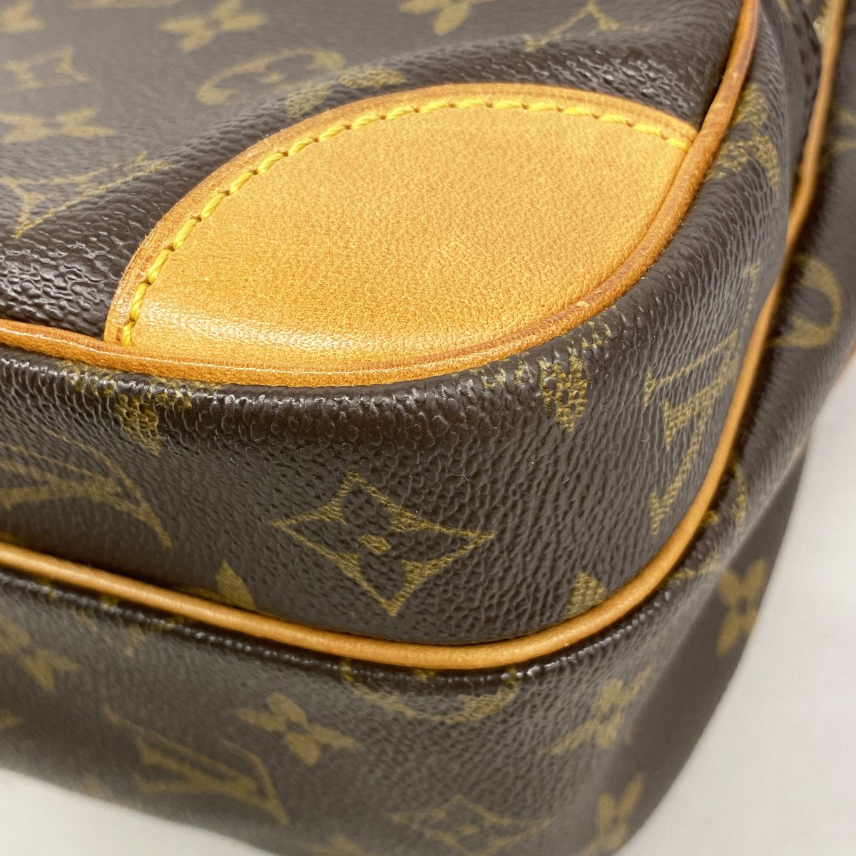 Louis Vuitton Shoulder Bag Monogram Nile Brown — view 6