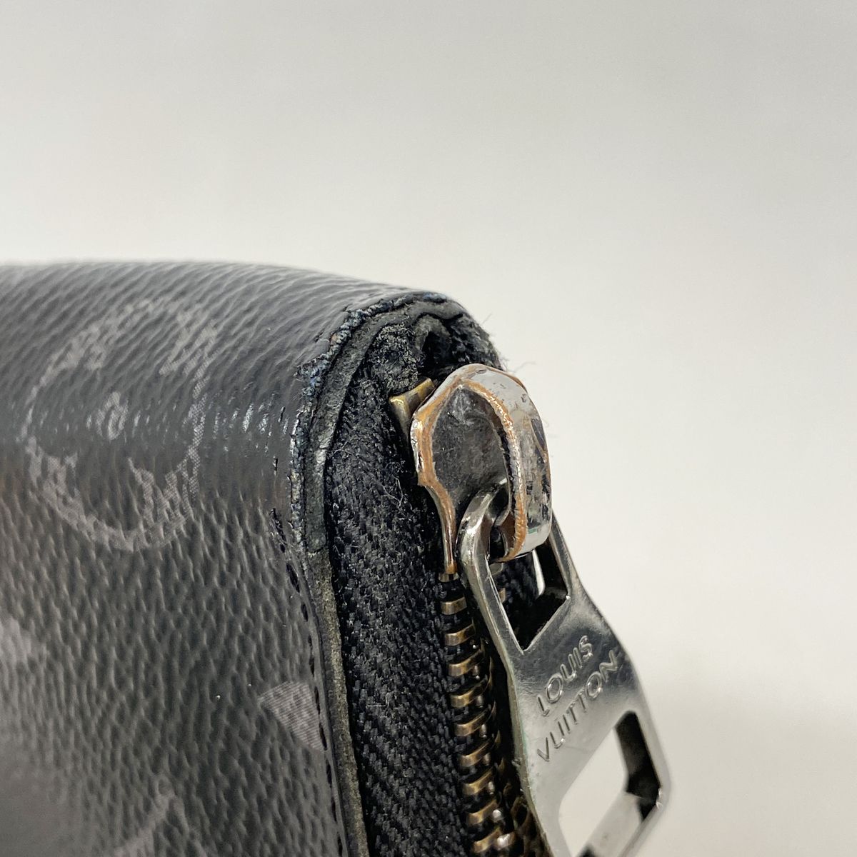 Louis Vuitton Wallet Monogram Eclipse Zippy Vertical Black — view 6