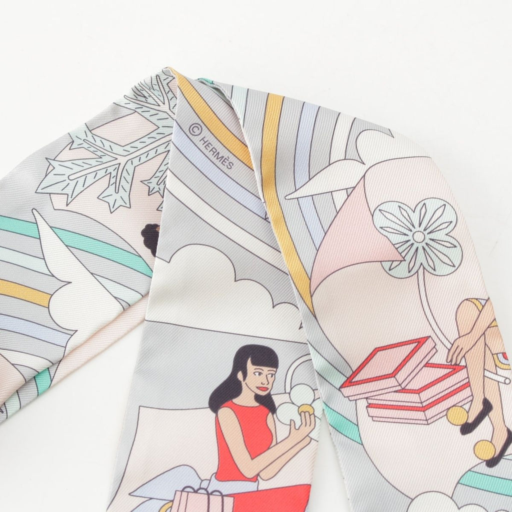 Hermes Twilly Flying Carre Volants Silk Scarf Gray Perlee Rose — view 2