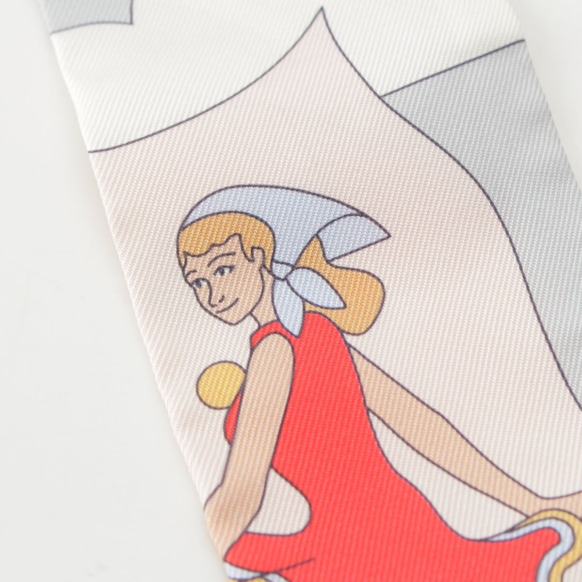 Hermes Twilly Flying Carre Volants Silk Scarf Gray Perlee Rose — view 4