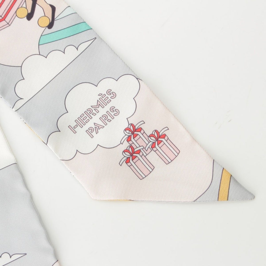 Hermes Twilly Flying Carre Volants Silk Scarf Gray Perlee Rose — view 3