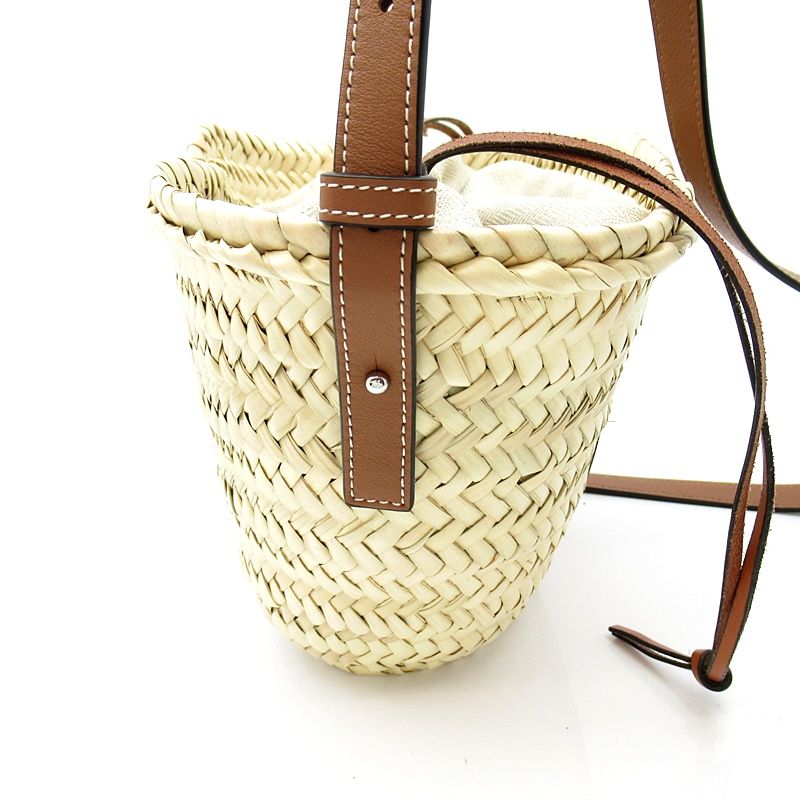 Loewe Drawstring Bucket Bag Palm Leaf Calfskin Natural — view 5