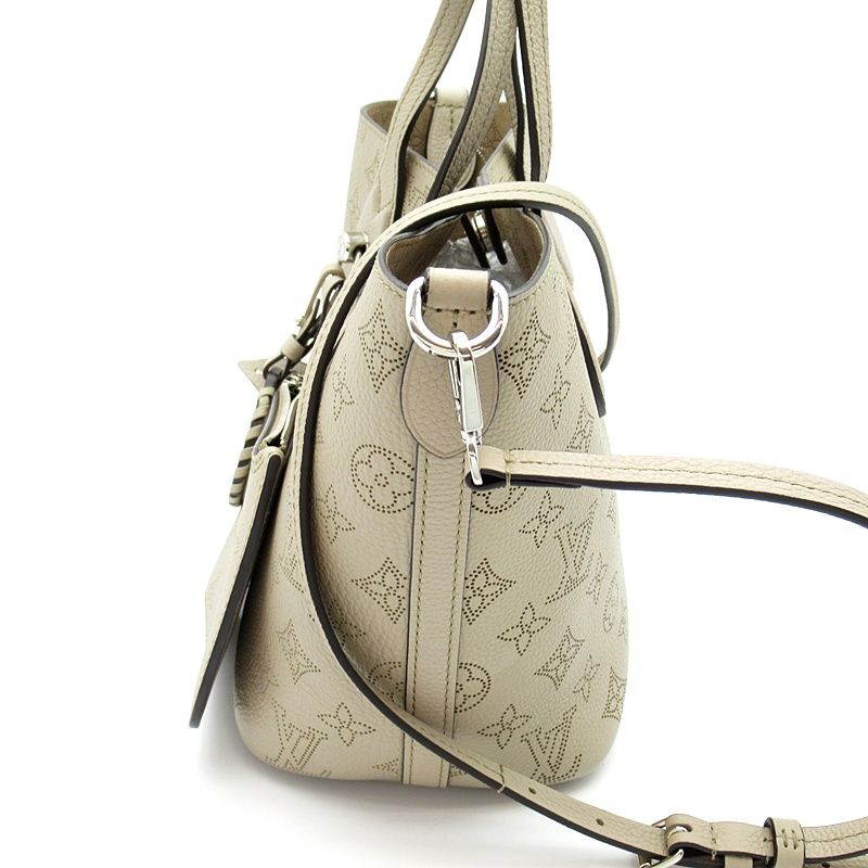 Louis Vuitton Blossom PM Mahina Handbag Galet — view 3