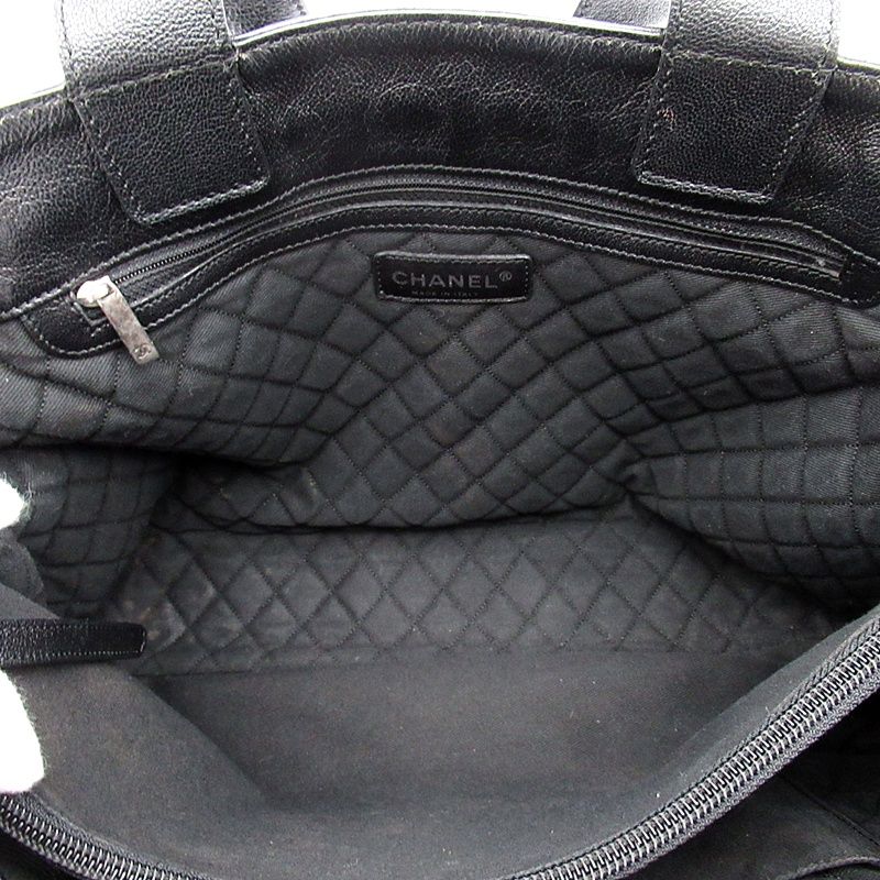 Chanel CC Logo Perforated Tote Bag Leather Black — view 7