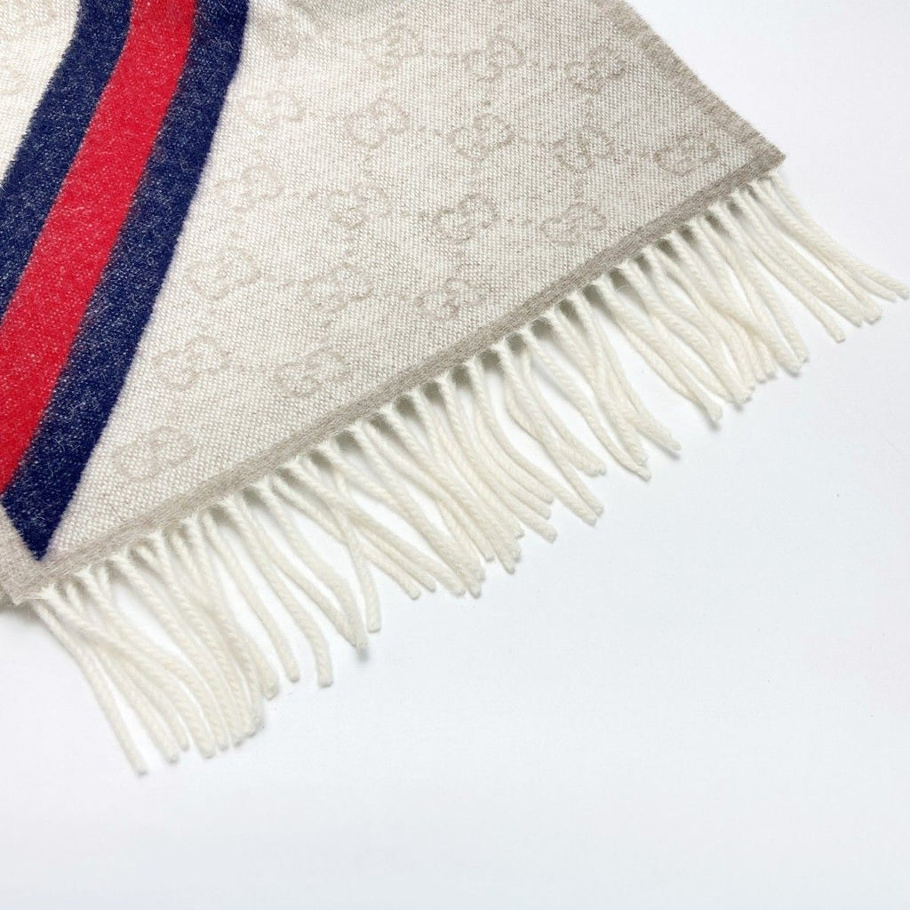 Gucci GG Pattern Sherry Line Scarf Beige — view 4
