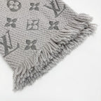 Louis Vuitton Logomania Scarf Gray Perlee Wool 94% Silk — view 4