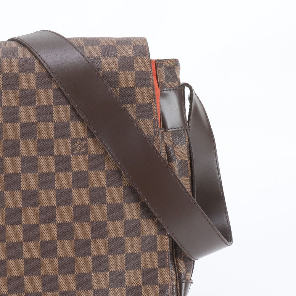 Louis Vuitton Damier Bastille Leather Shoulder Bag Crossbody Messenger — view 2