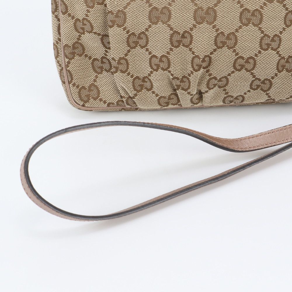 Gucci GG Canvas Lovely Heart Leather Shoulder Bag — view 2