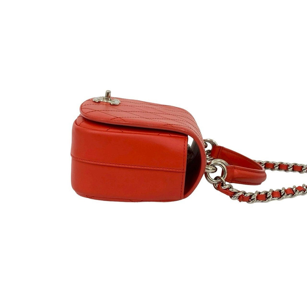 Chanel Quilted CC Logo Calf Leather 2-Way Shoulder Bag Red — view 6