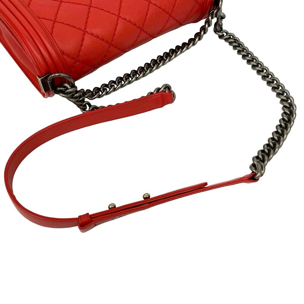 Chanel Boy CC Logo Leather Chain Shoulder Bag Red — view 4