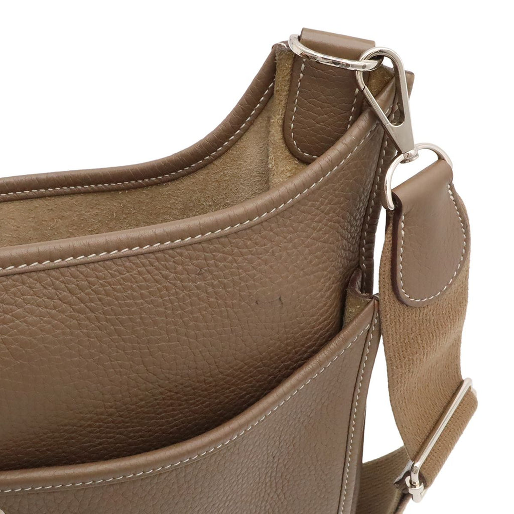 Hermes Evelyne 3 III GM Shoulder Bag Crossbody Togo Leather Etoupe Greige — view 7
