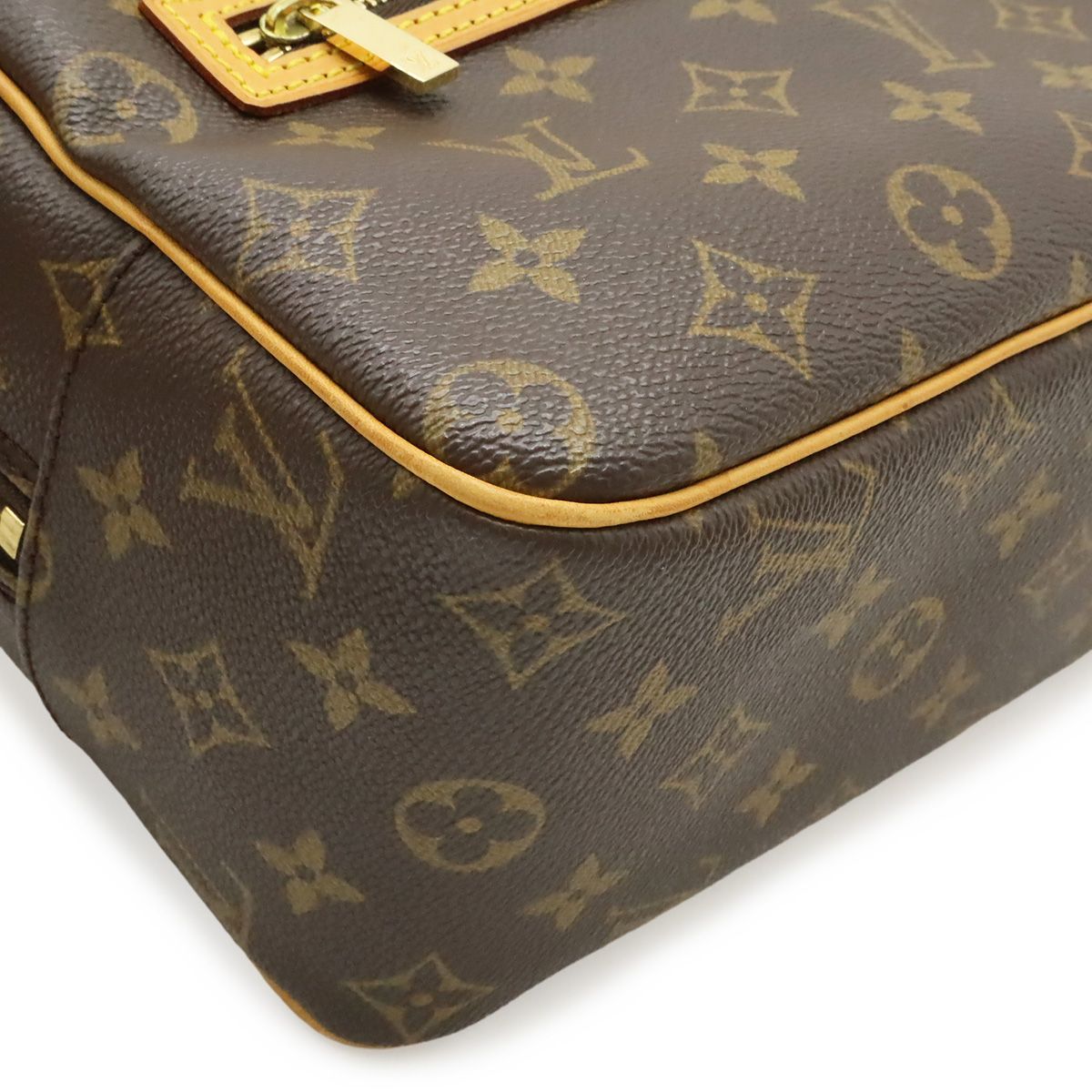 Louis Vuitton Monogram Cite MM Shoulder Bag — view 3