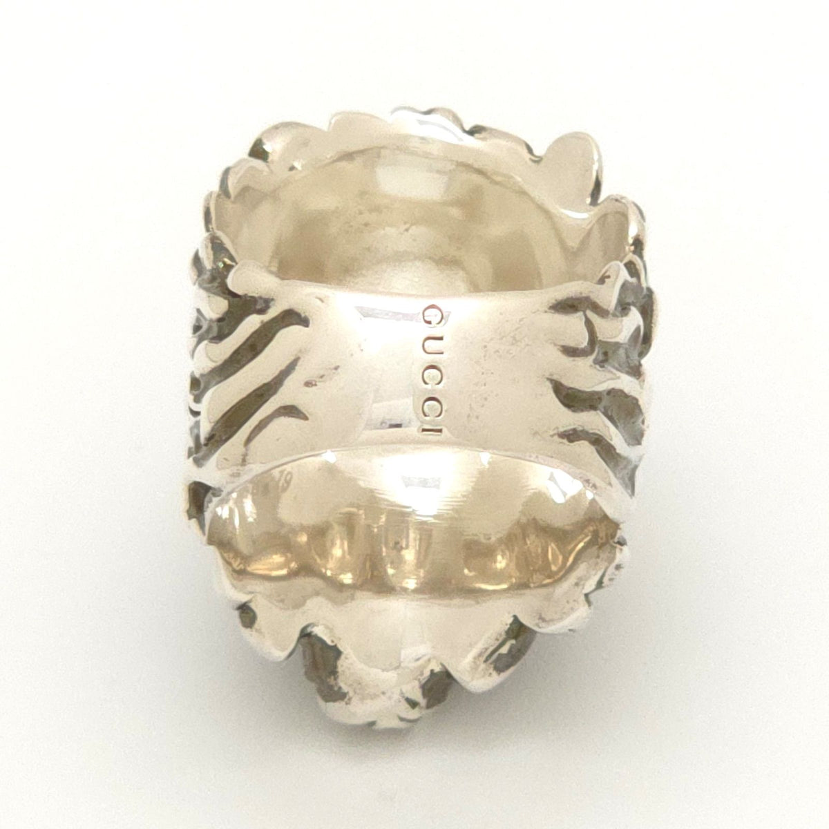 Gucci Crystal Lion Head Ring Black Aging Finish Metal — view 4