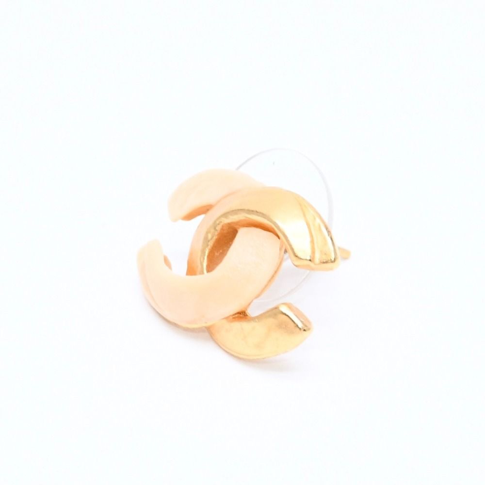 Chanel CC Logo Earrings Stamp Metal Gold Ivory — view 2